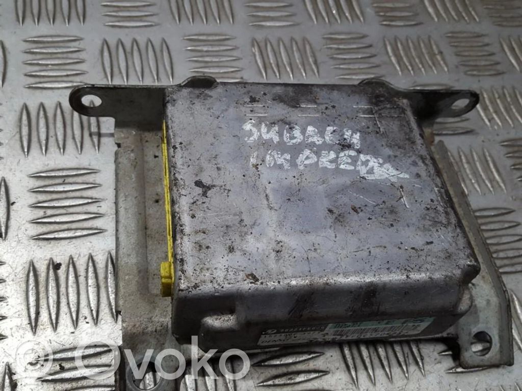 Subaru Impreza II Airbag control unit/module 