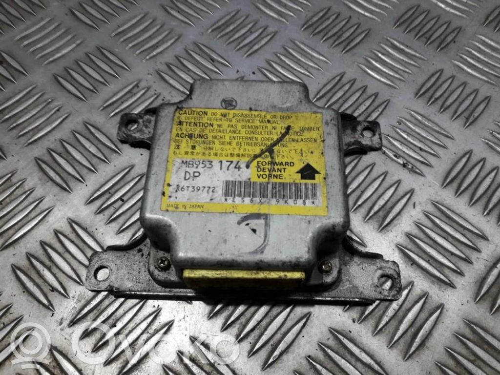 Mitsubishi Colt Unidad de control/módulo del Airbag 