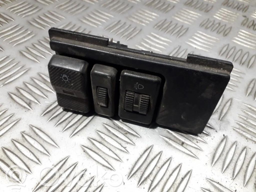 Volkswagen Transporter - Caravelle T4 Interruttore di regolazione livello altezza dei fari 