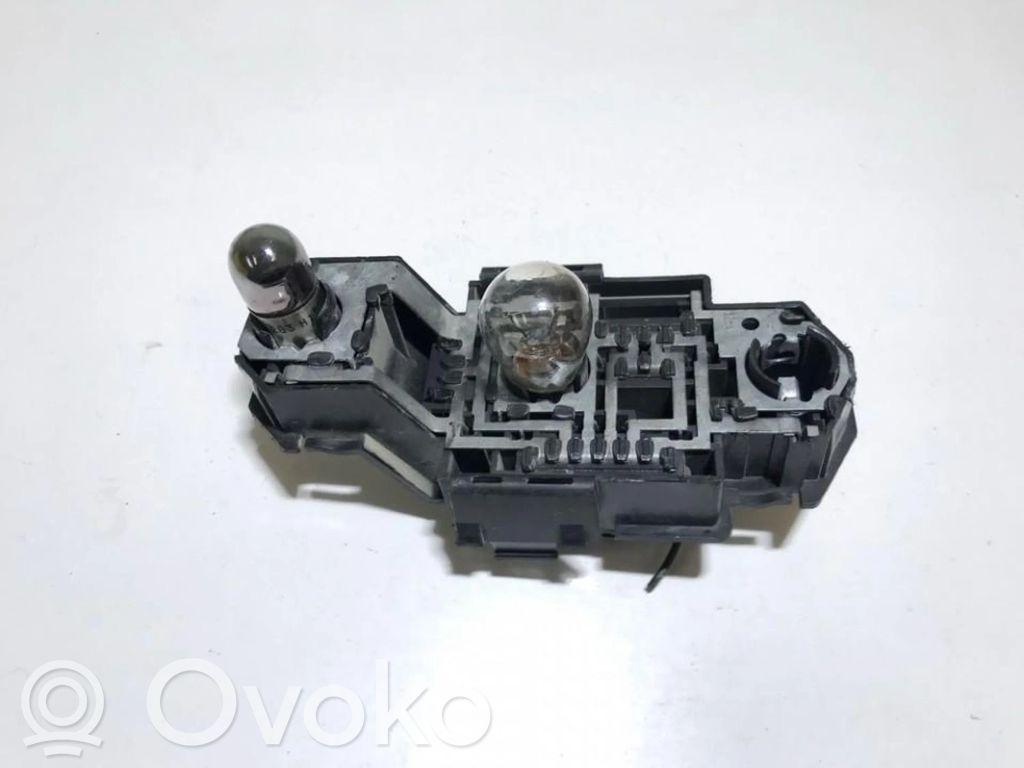 Volkswagen PASSAT B4 Portalampada fanale posteriore 