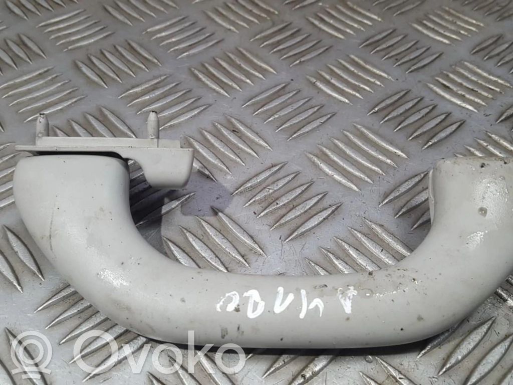 Volkswagen Golf IV Poignée de maintien plafond avant