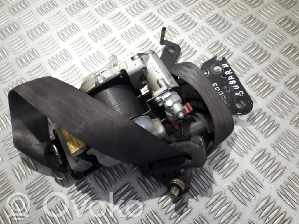 Subaru Legacy Cinturón delantero 