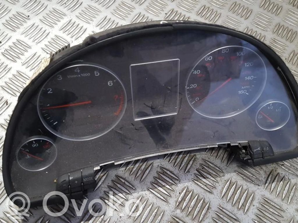 Audi A4 S4 B6 8E 8H Nopeusmittari (mittaristo)