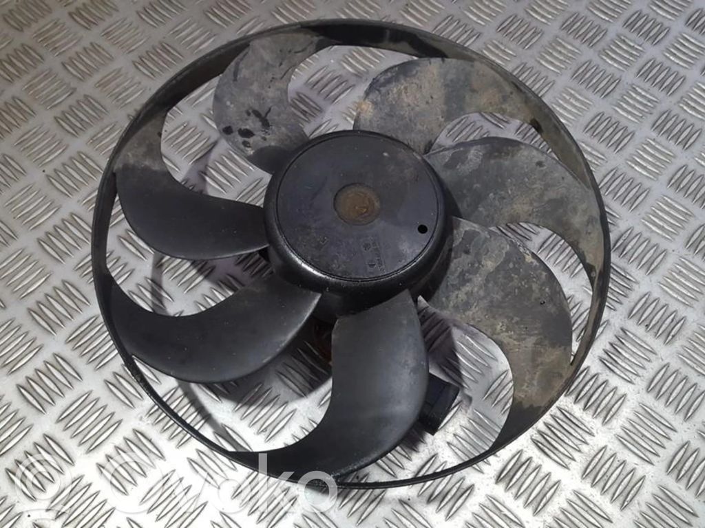 LDV Maxus Radiator cooling fan shroud 