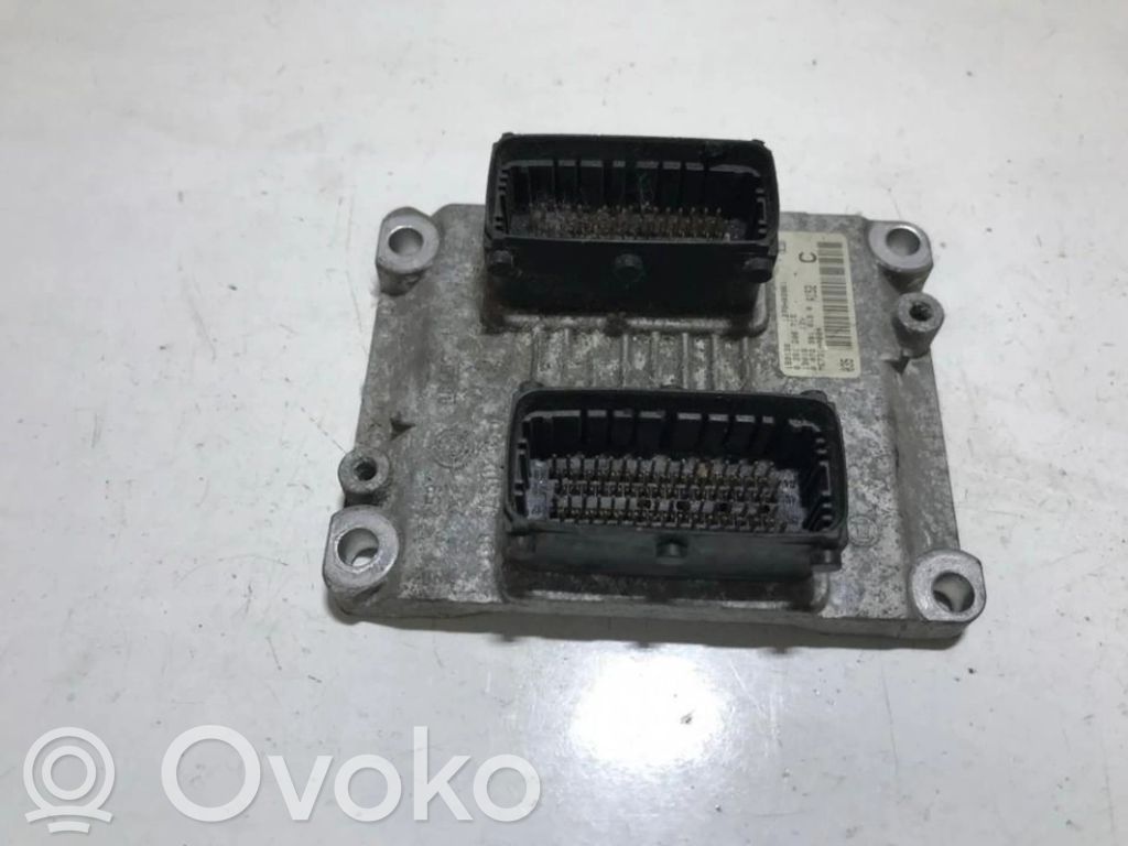 Alfa Romeo 147 Sterownik / Moduł ECU 