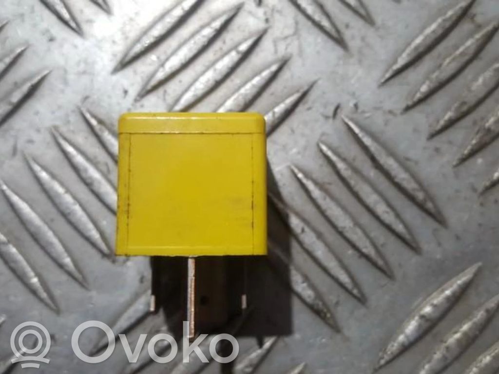 Saab 9-3 Ver2 Alte relee 