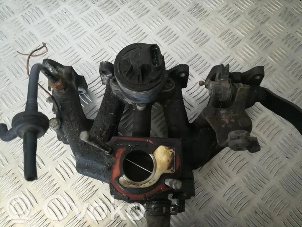 Opel Astra F Kolektorius įsiurbimo 