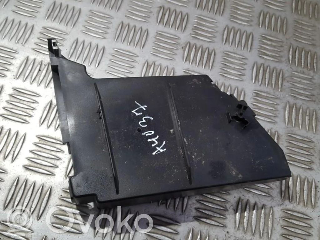 BMW 5 E60 E61 Другая внешняя деталь 