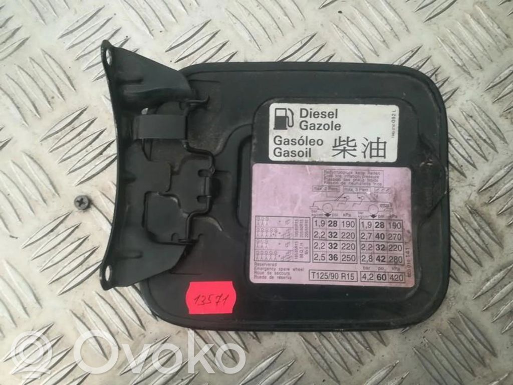 Audi A3 S3 8L Sportello del serbatoio del carburante