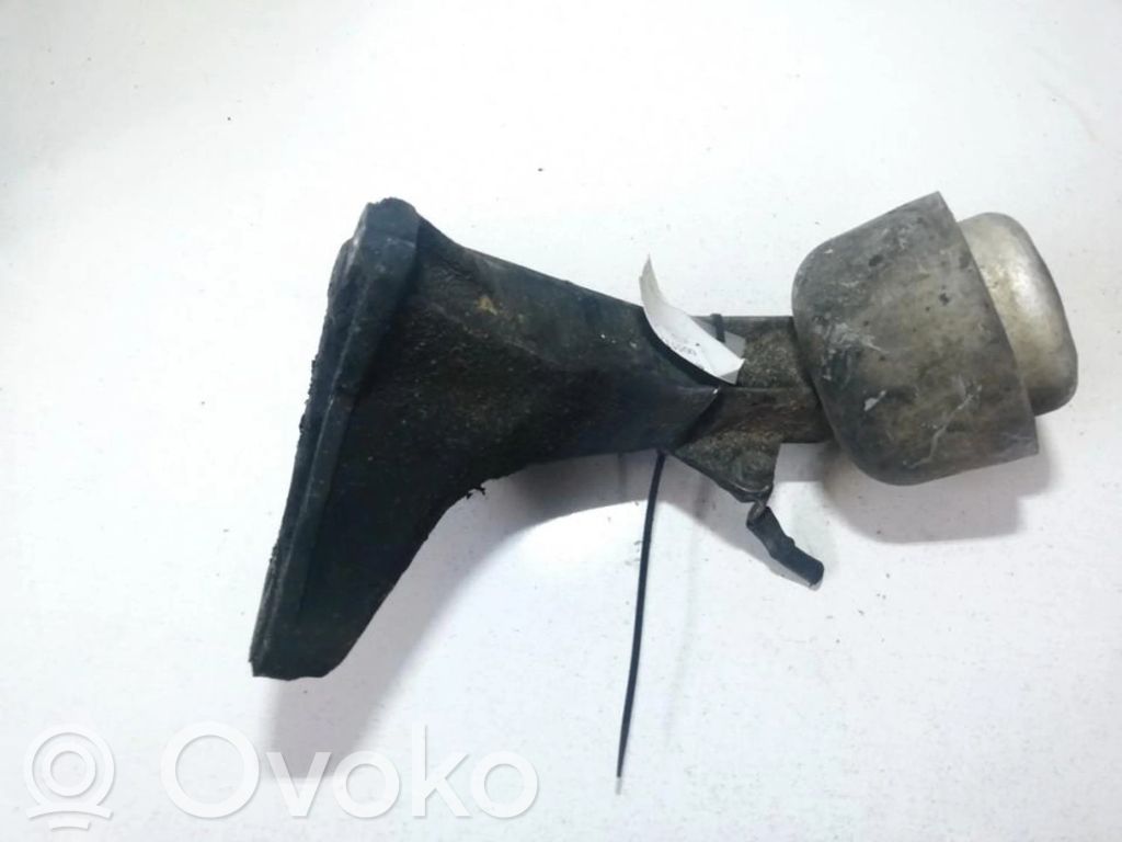 Engine mounting bracket   8D0199308R,8D0199308R