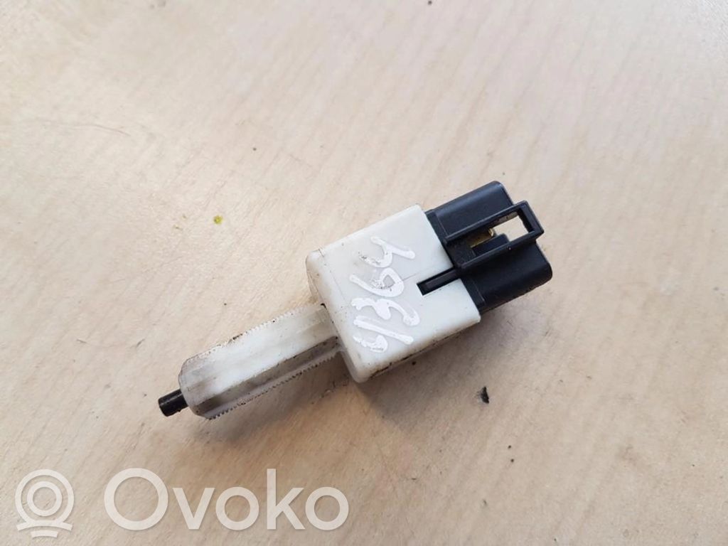 Interruptor sensor del pedal de freno   M28988,M28988