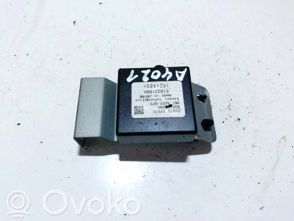Nissan Primera GPS Antenne 