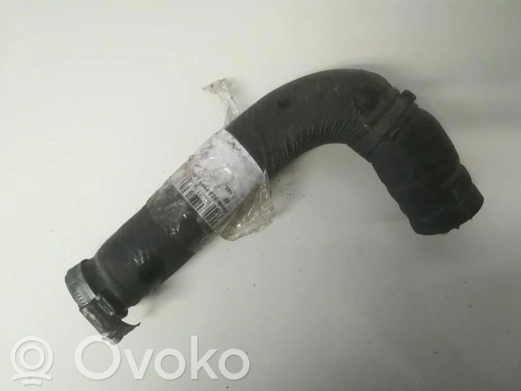 Engine coolant pipe/hose