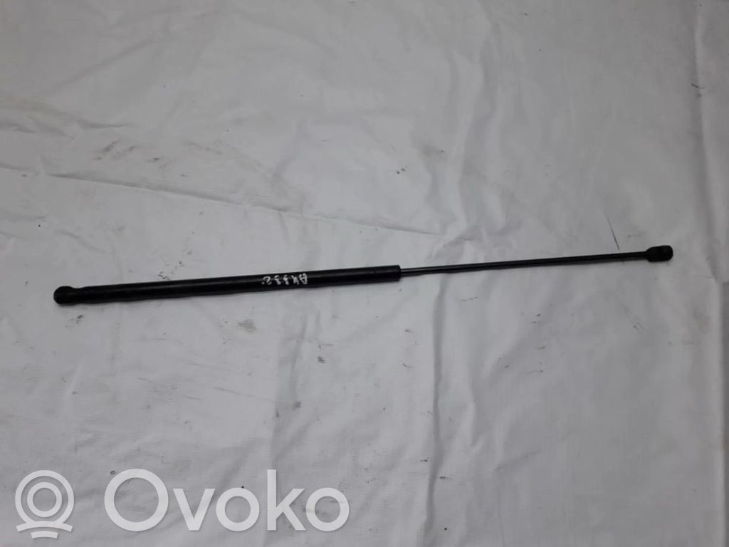 Volvo V50 Amortizor capotă motor 