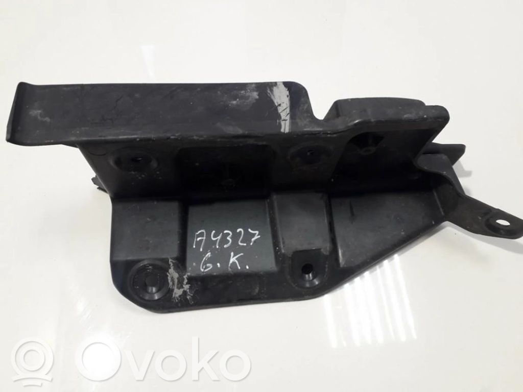 Audi A6 S6 C6 4F Takapuskurin kannake 