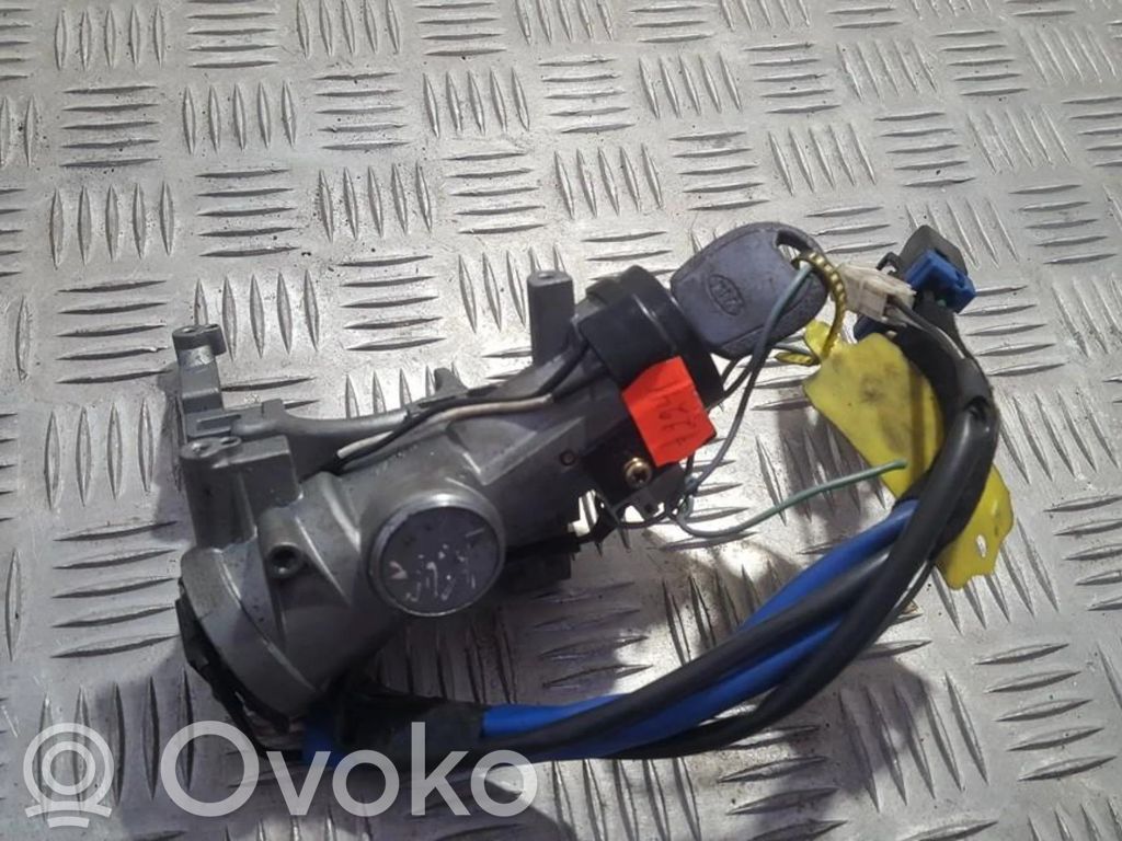 KIA Carnival Cerradura de encendido 