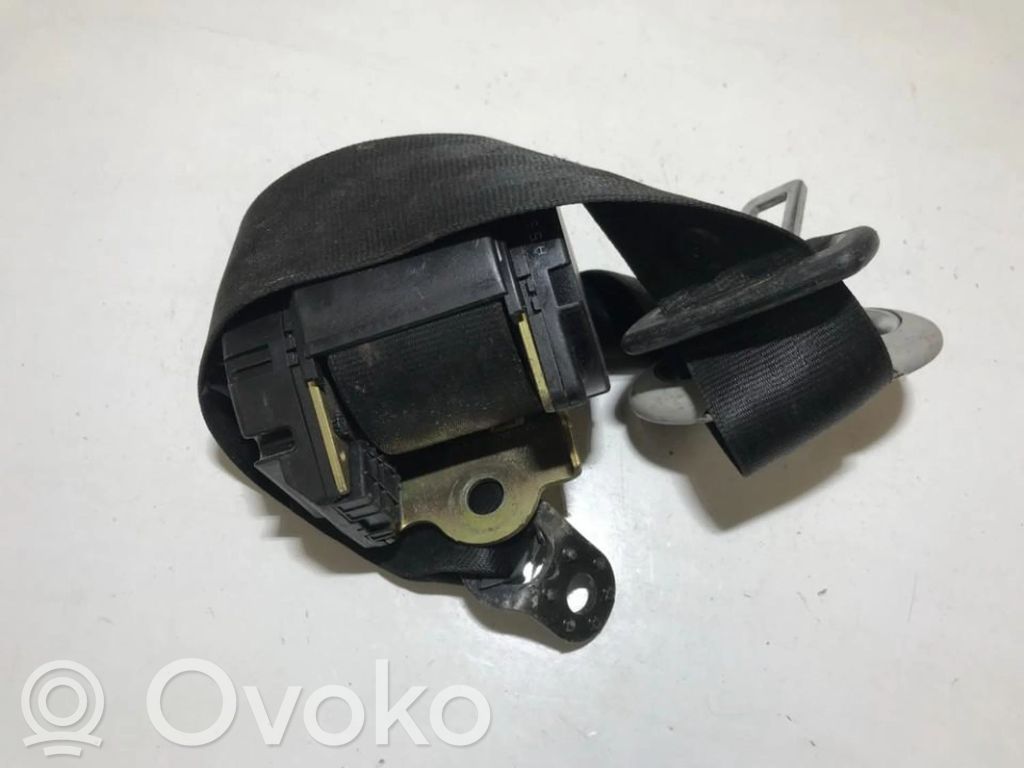 Volkswagen Golf IV Cinturón trasero 