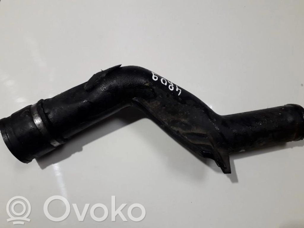 Volkswagen PASSAT B4 Furtun/conductă intercooler 