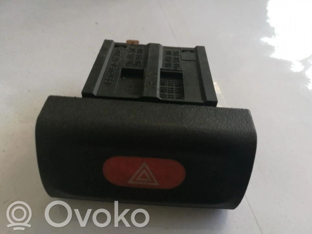 Botón interruptor de luz de peligro   90494406,90565714,90494406,90565714
