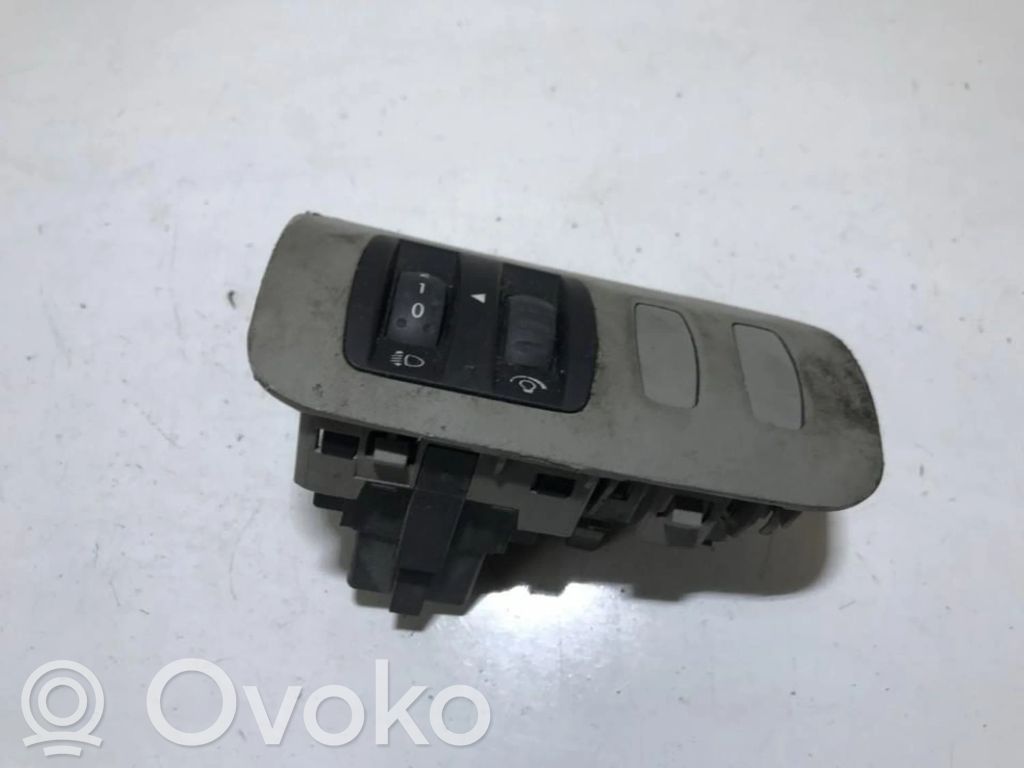 Bouton commande réglage hauteur de phares   08802012,88020005,08802012,88020005
