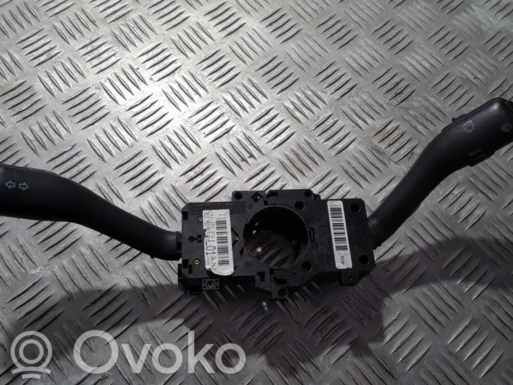 Volkswagen PASSAT B5 Manetka / Przełącznik kierunkowskazów wycieraczek 