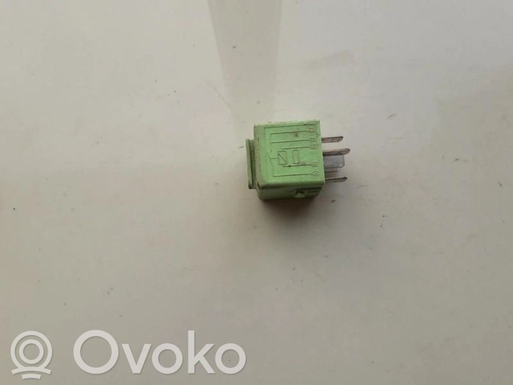 Otros relés   8373700,V23134K59X312,8373700,V23134K59X312