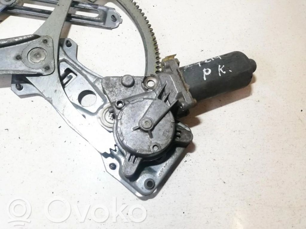 Mercedes-Benz C W202 Silnik regulatora szyby drzwi przednich