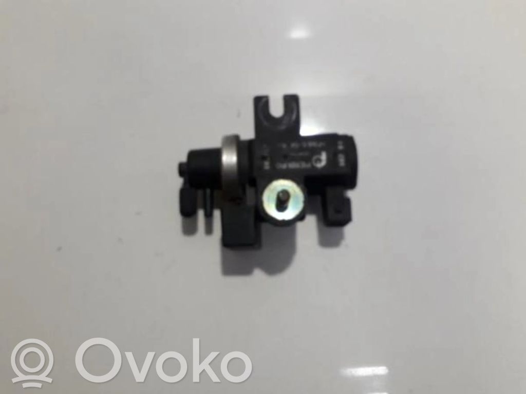 Solenoīda vārsts   72279600,2247906,72279600