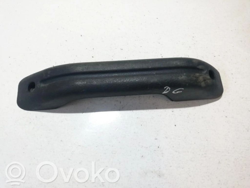 Peugeot 106 Kita salono detalė 
