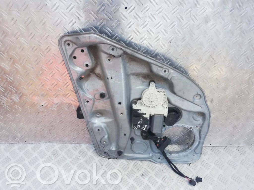 Volkswagen Golf IV Alzacristalli del portellone scorrevole con motorino