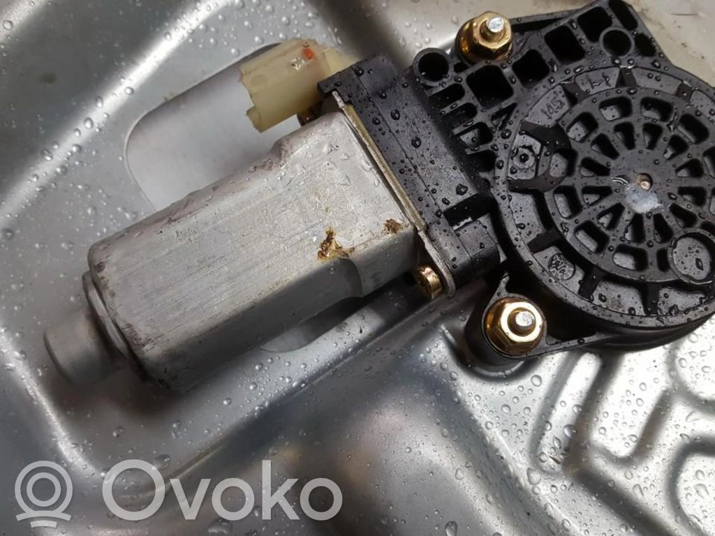 Silnik regulatora szyby drzwi przednich   834701F080,BDG290,834701F080,BDG290