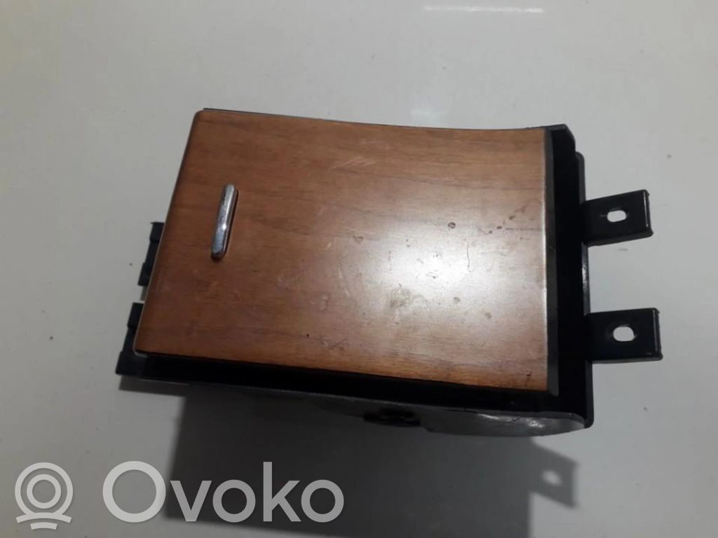 Posacenere auto   AX23045H72A,AX23045H72A,AX23045H72A,AX23045H72B,AX23045H72A,AX23045H72B