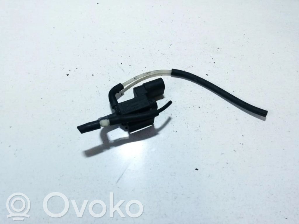 Volkswagen Golf V Solenoid supapă turbosuflantă 