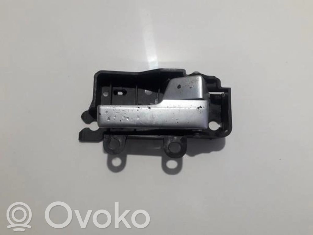 Ford Focus Poignée inférieure de porte avant