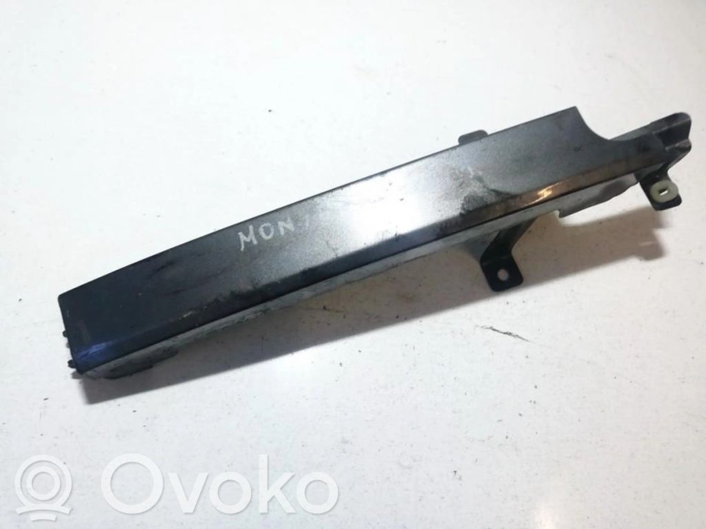Opel Monterey Moulure sous phares