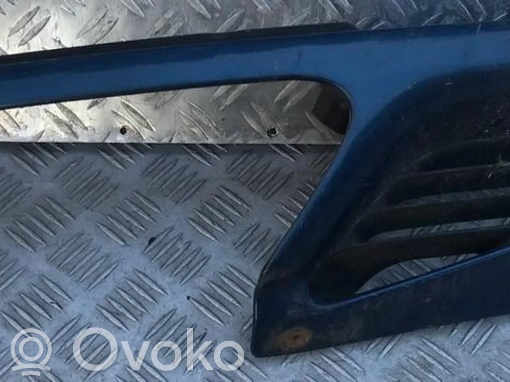 Renault Megane I Mascherina inferiore del paraurti anteriore