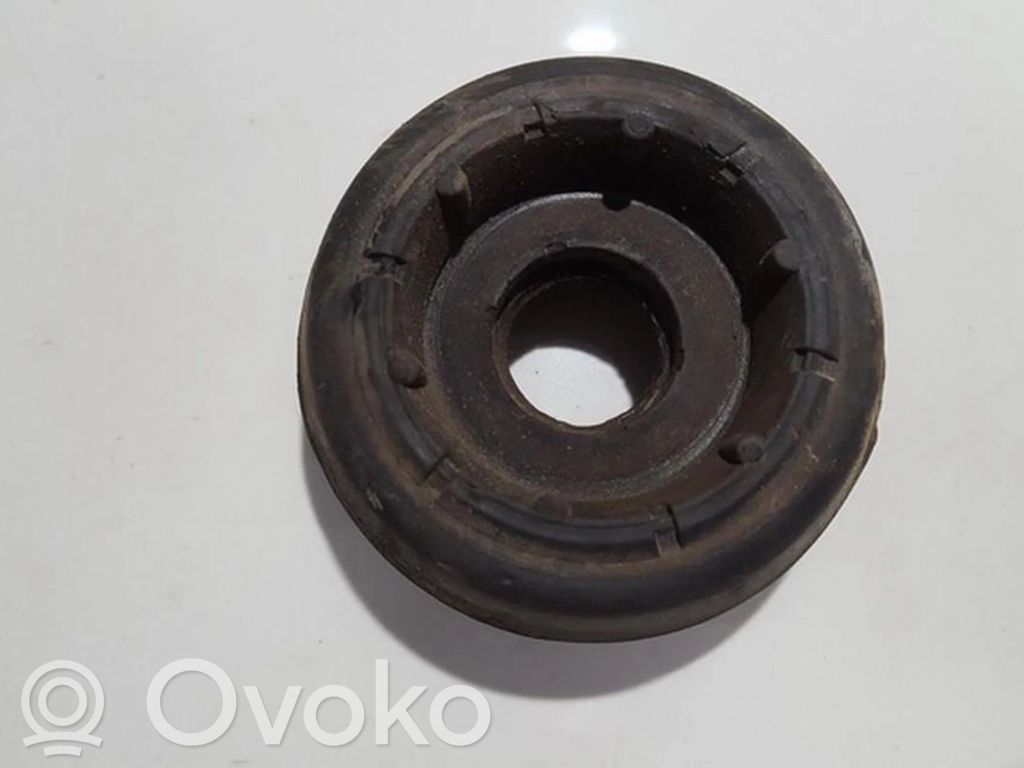 Volkswagen PASSAT B4 Supporto di montaggio della molla elicoidale