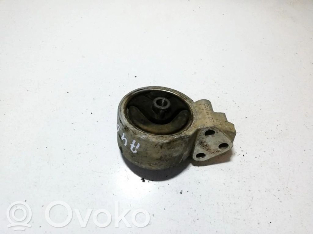 Engine mount bracket   3318030,3318030