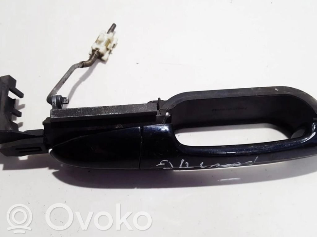 Ford Focus Manecilla externa puerta delantera 