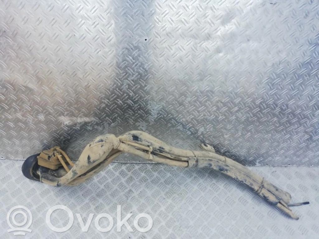 Opel Zafira A Rura wlewu paliwa 