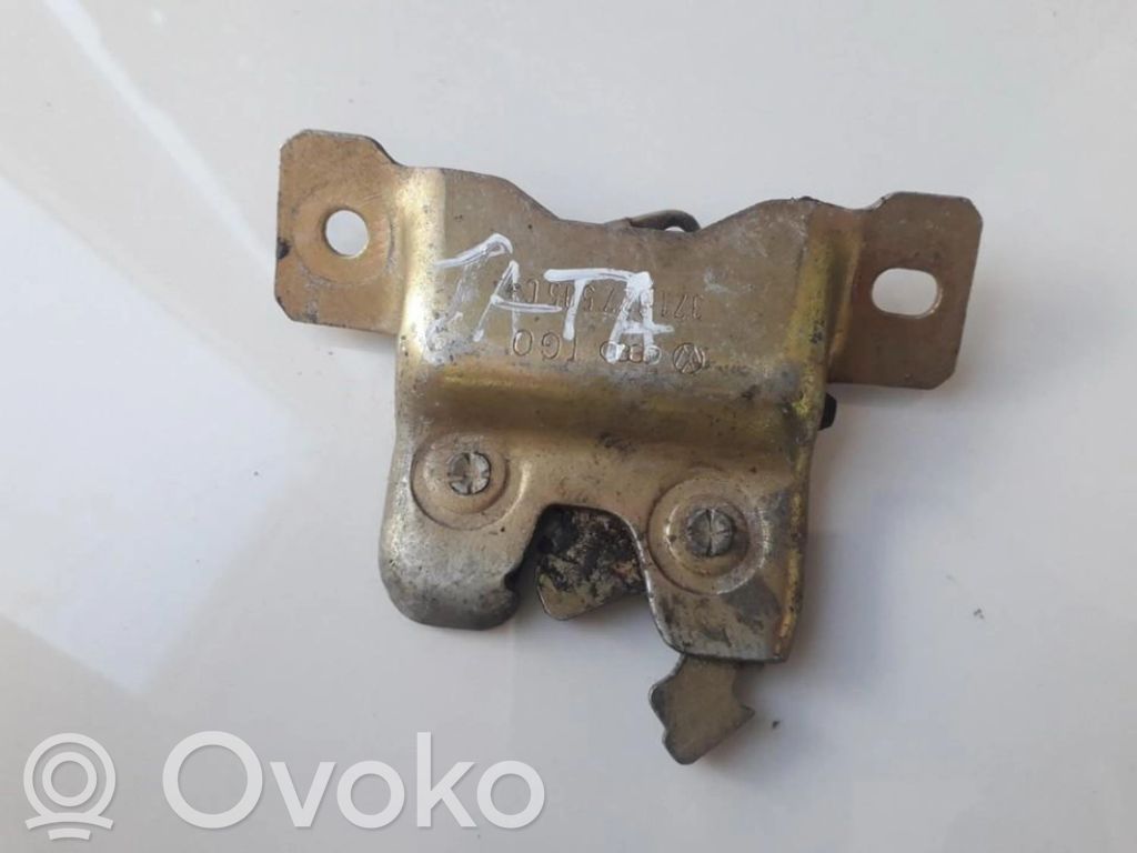 Volkswagen Jetta III Tailgate/trunk/boot lock/catch/latch 