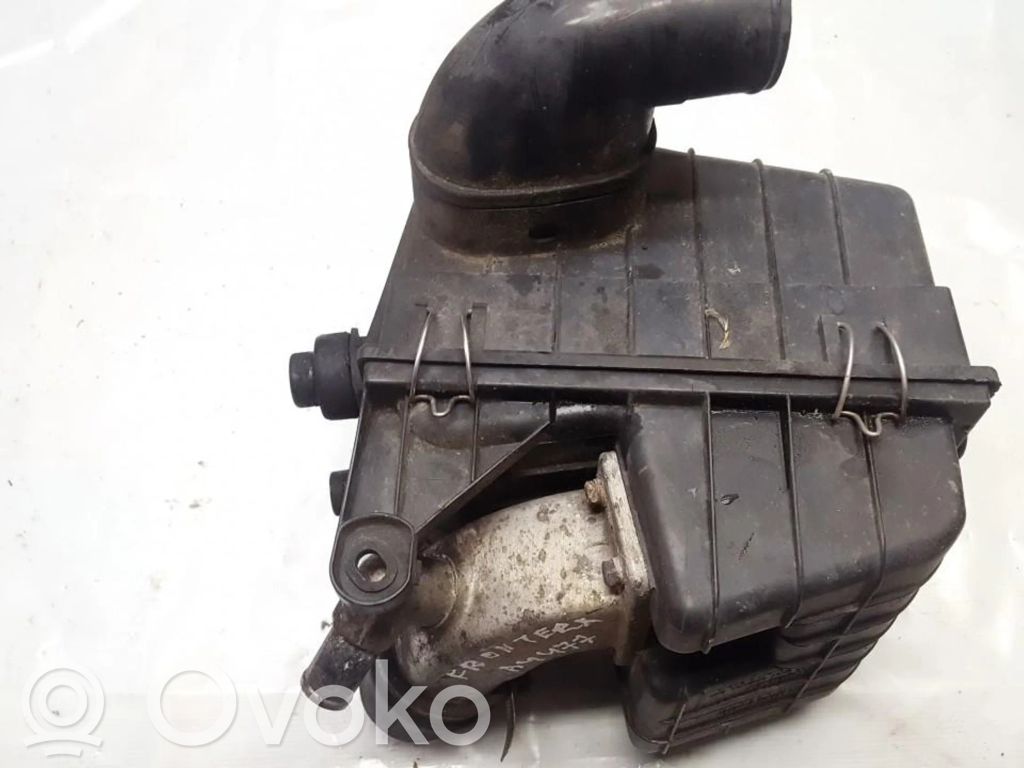 Opel Frontera A Ilmansuodattimen kotelo 