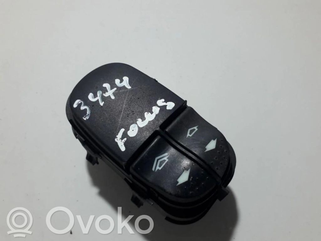 Ford Focus Electric window control switch 