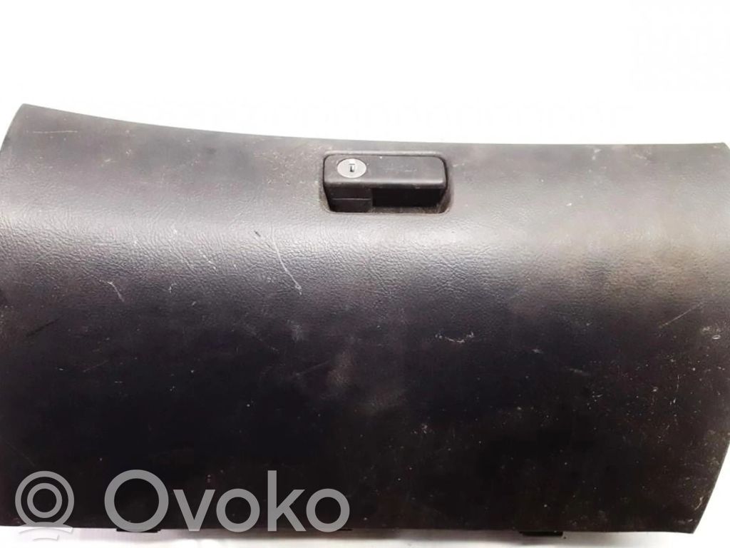Toyota Avensis T250 Schowek deski rozdzielczej 
