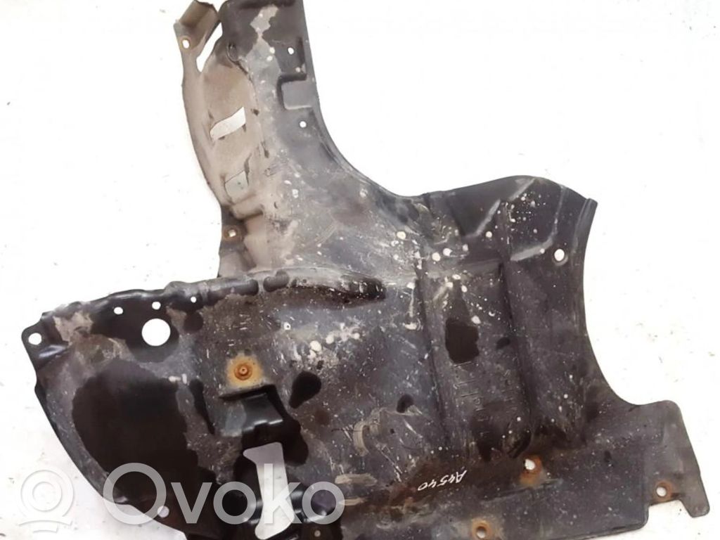 Toyota Avensis T220 Protecție inferioară motor 