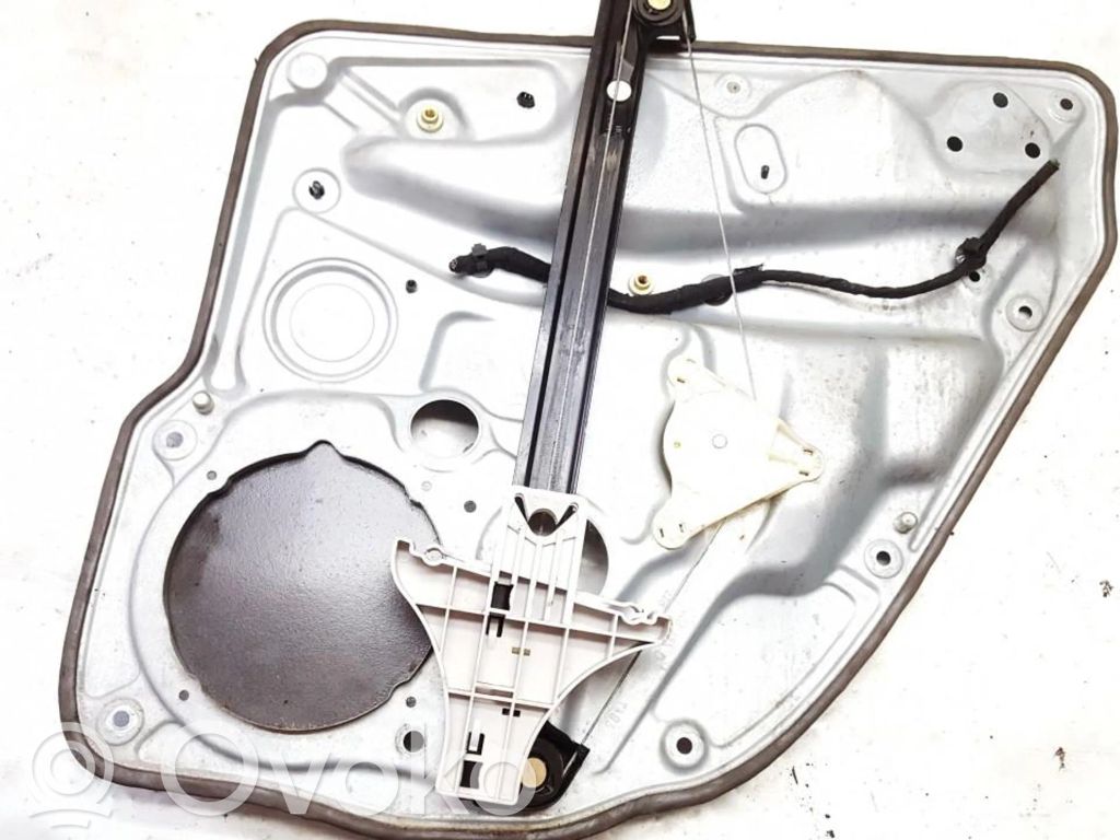 Volkswagen Golf IV Macara ușă glisantă cu motor 