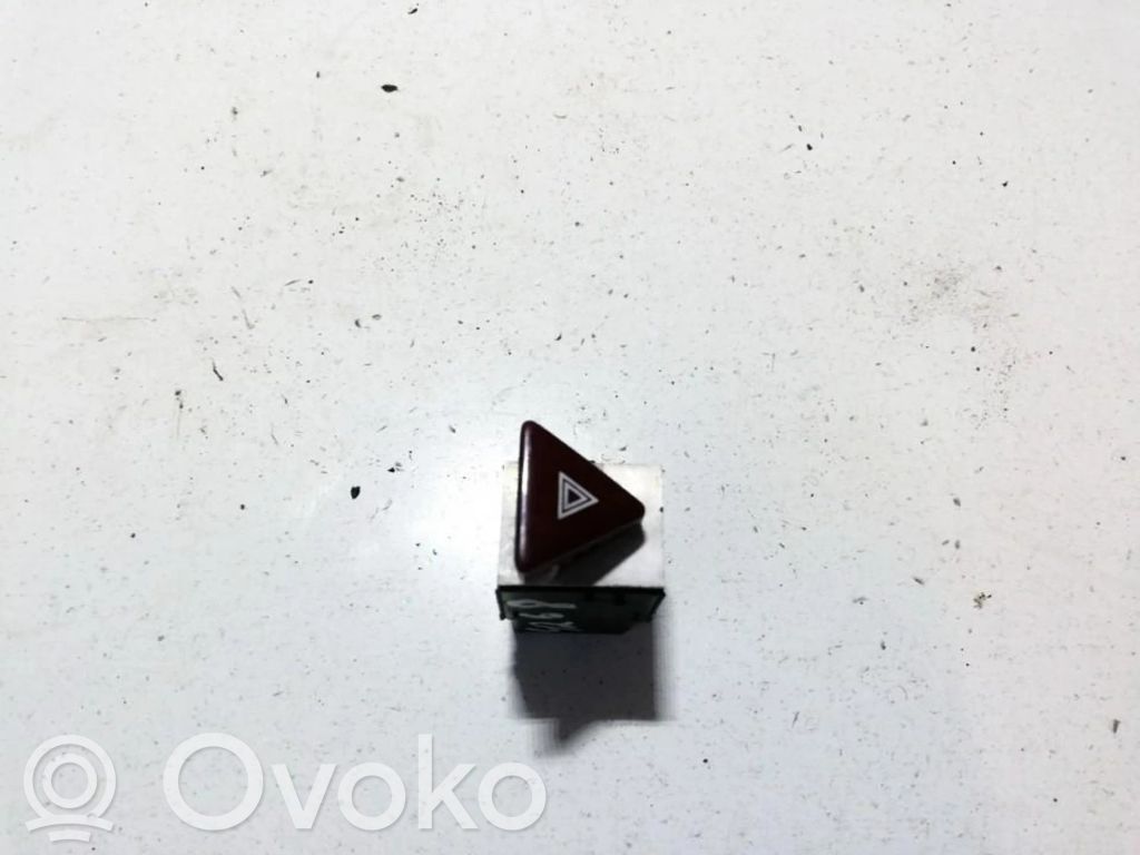 Hätävilkkujen kytkin   3C8953509,3C8953509