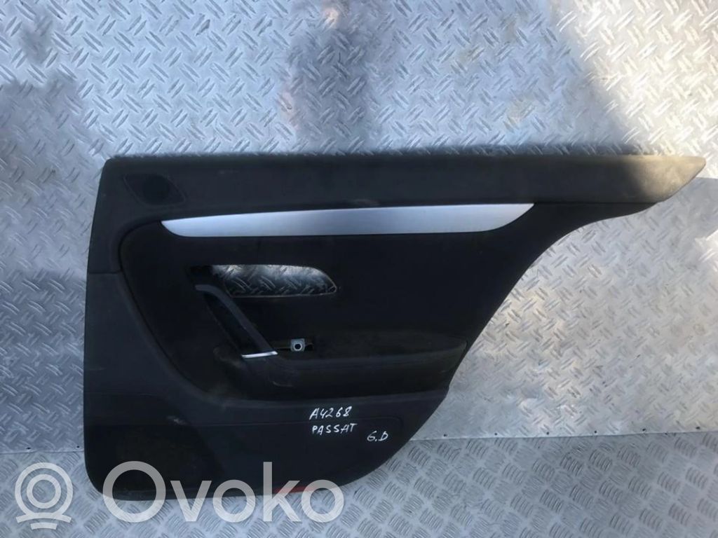 Volkswagen PASSAT CC Rivestimento del pannello della portiera posteriore 