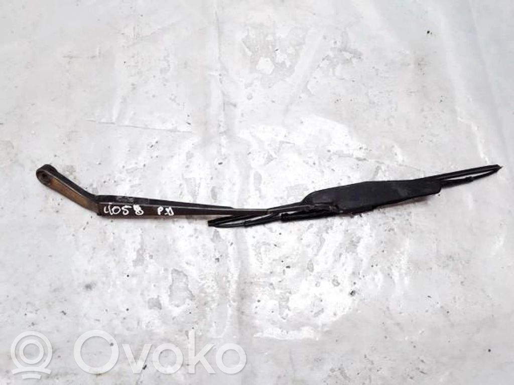 Opel Monterey Brazo del limpiaparabrisas delantero 