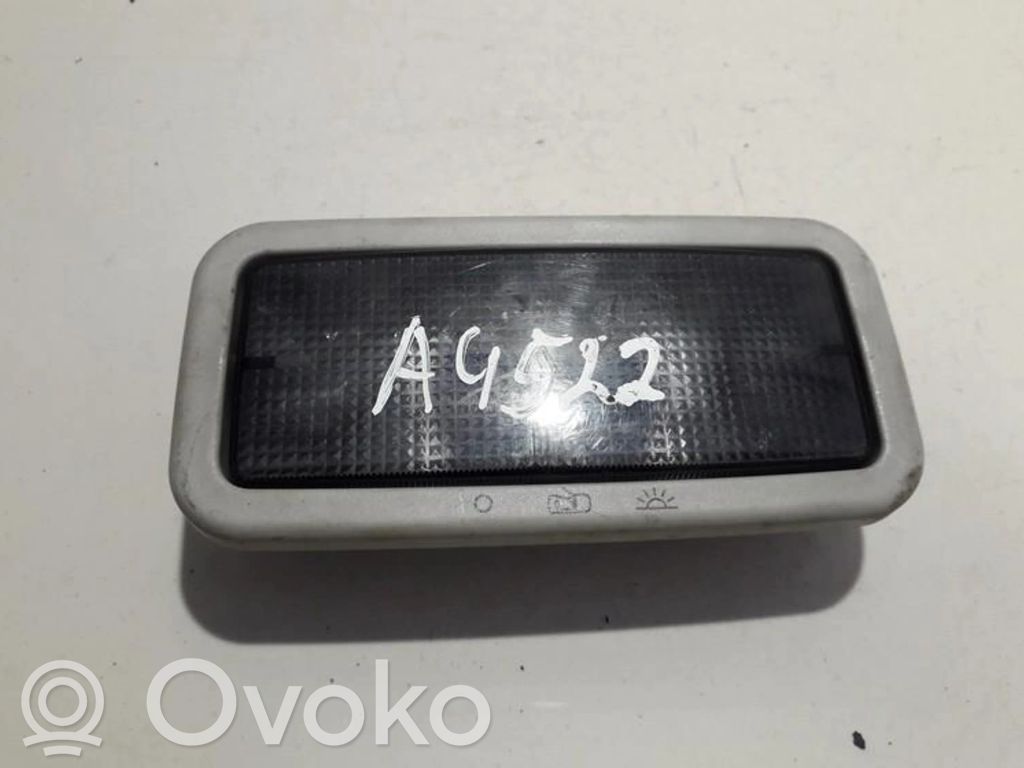 Volkswagen Polo III 6N 6N2 6NF Światło fotela przedniego 